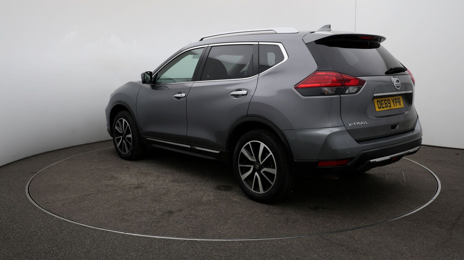 Used Nissan X-Trail for sale - 76815399: Photo 56