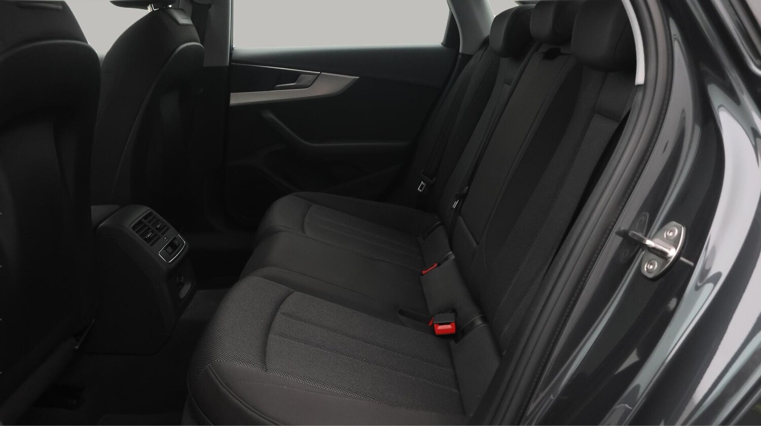 Used Audi A4 for sale - 76729016: Photo 17