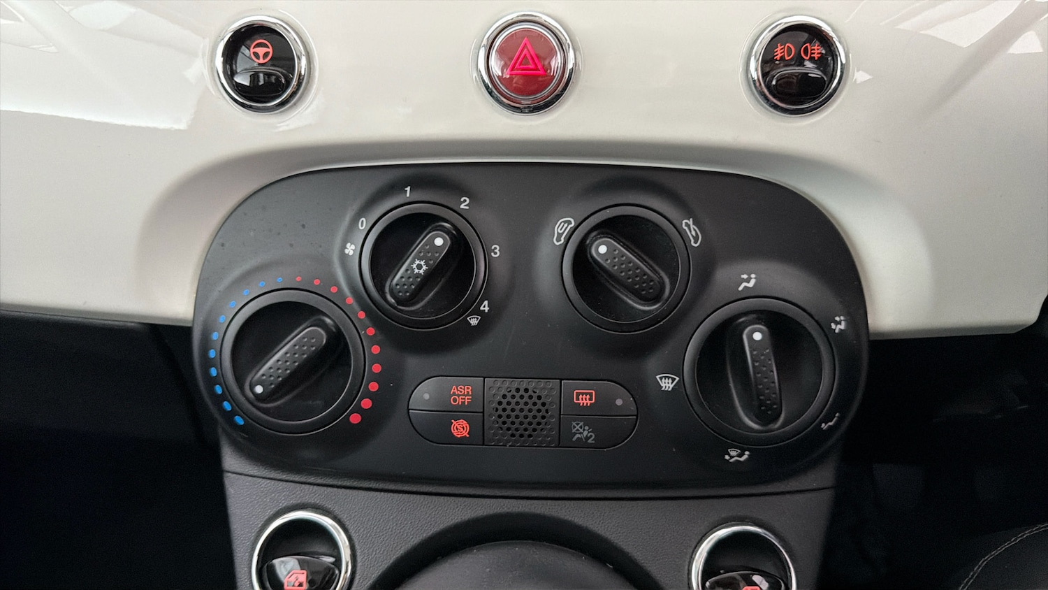 Used Fiat 500 2018 for sale - 77730813: Photo 11