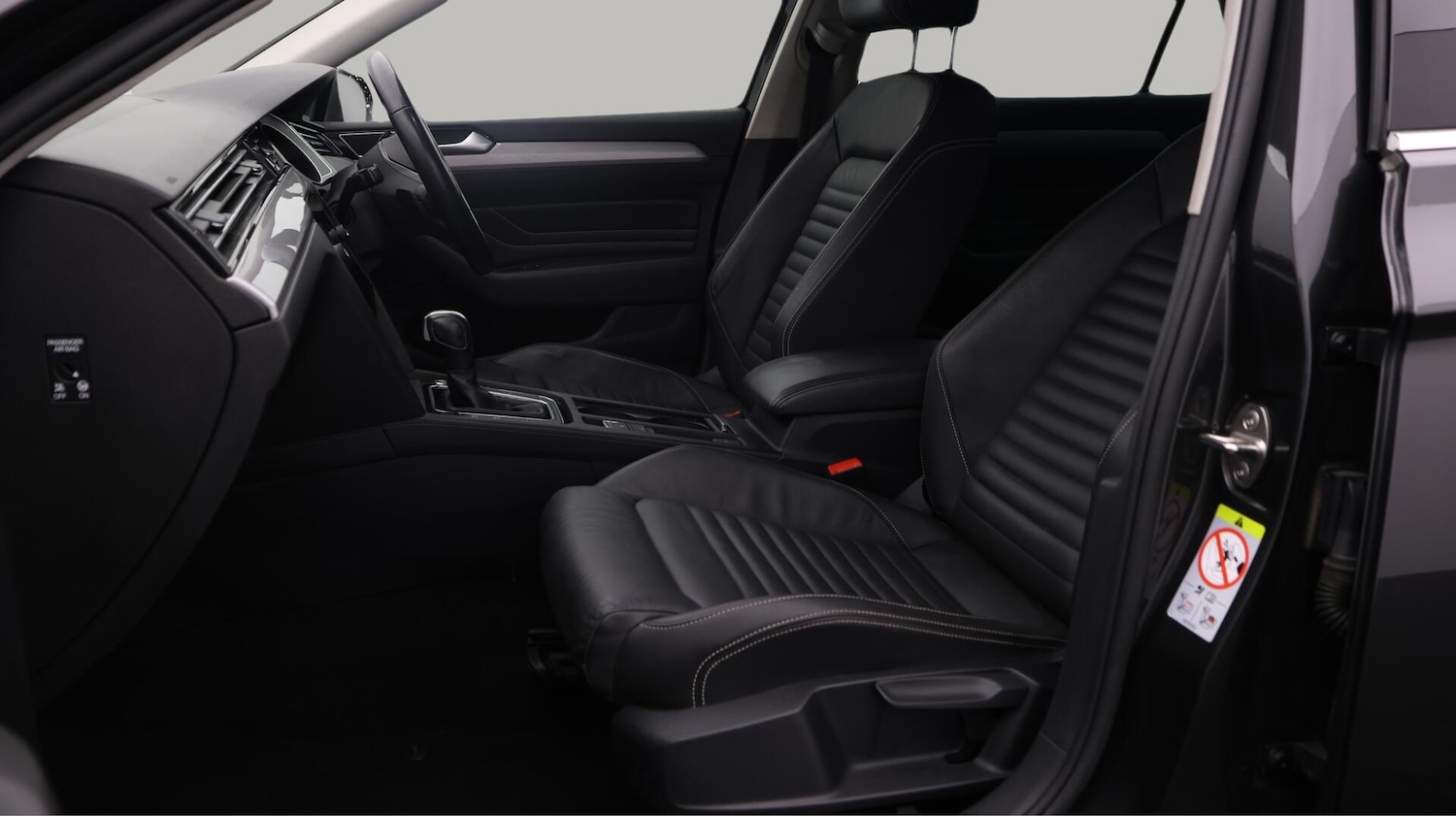 Used Volkswagen Passat 2021 for sale - 76512397: Photo 15