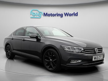 Volkswagen - Passat