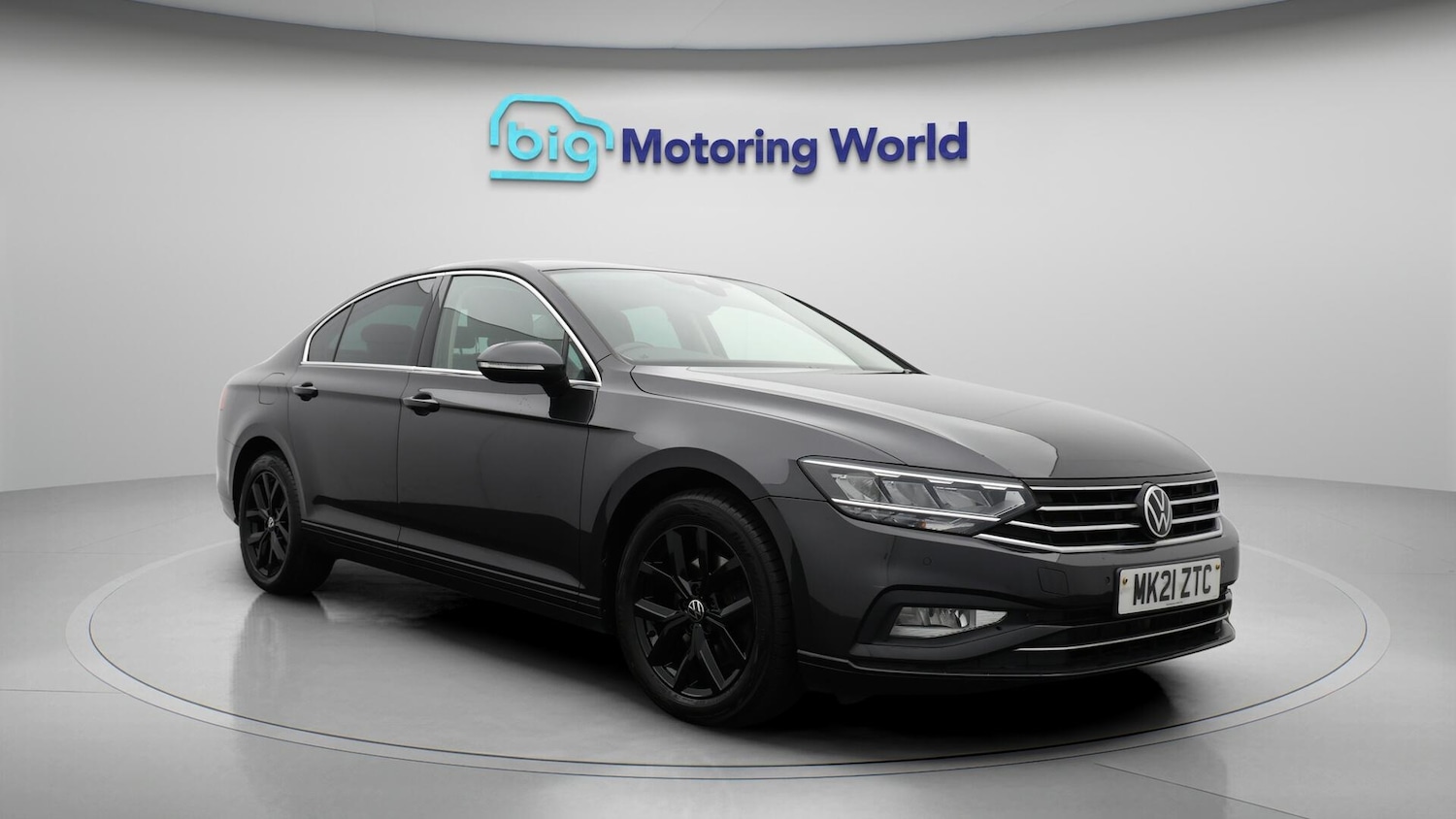 Used Volkswagen Passat 2021 for sale - 76512397: Photo 2