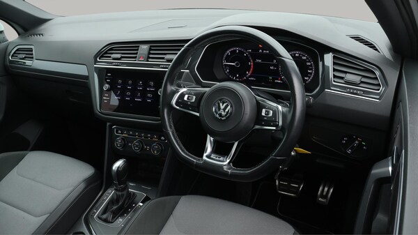 Used Volkswagen Tiguan 2019 for sale - 76247127: Photo 10