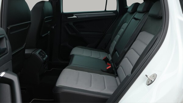 Used Volkswagen Tiguan 2019 for sale - 76247127: Photo 17