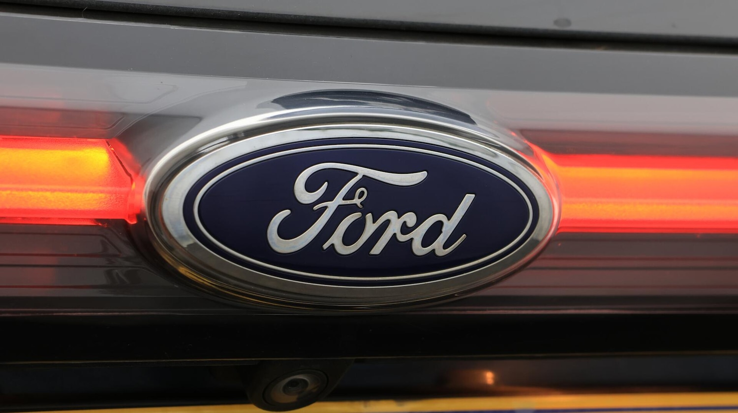 Used Ford Edge 2017 for sale - 76472223: Photo 23