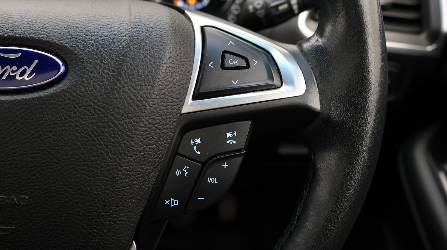 Used Ford Edge 2017 for sale - 76472223: Photo 27