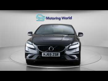 Used Volvo V40 2019 for sale - 74080536: Photo