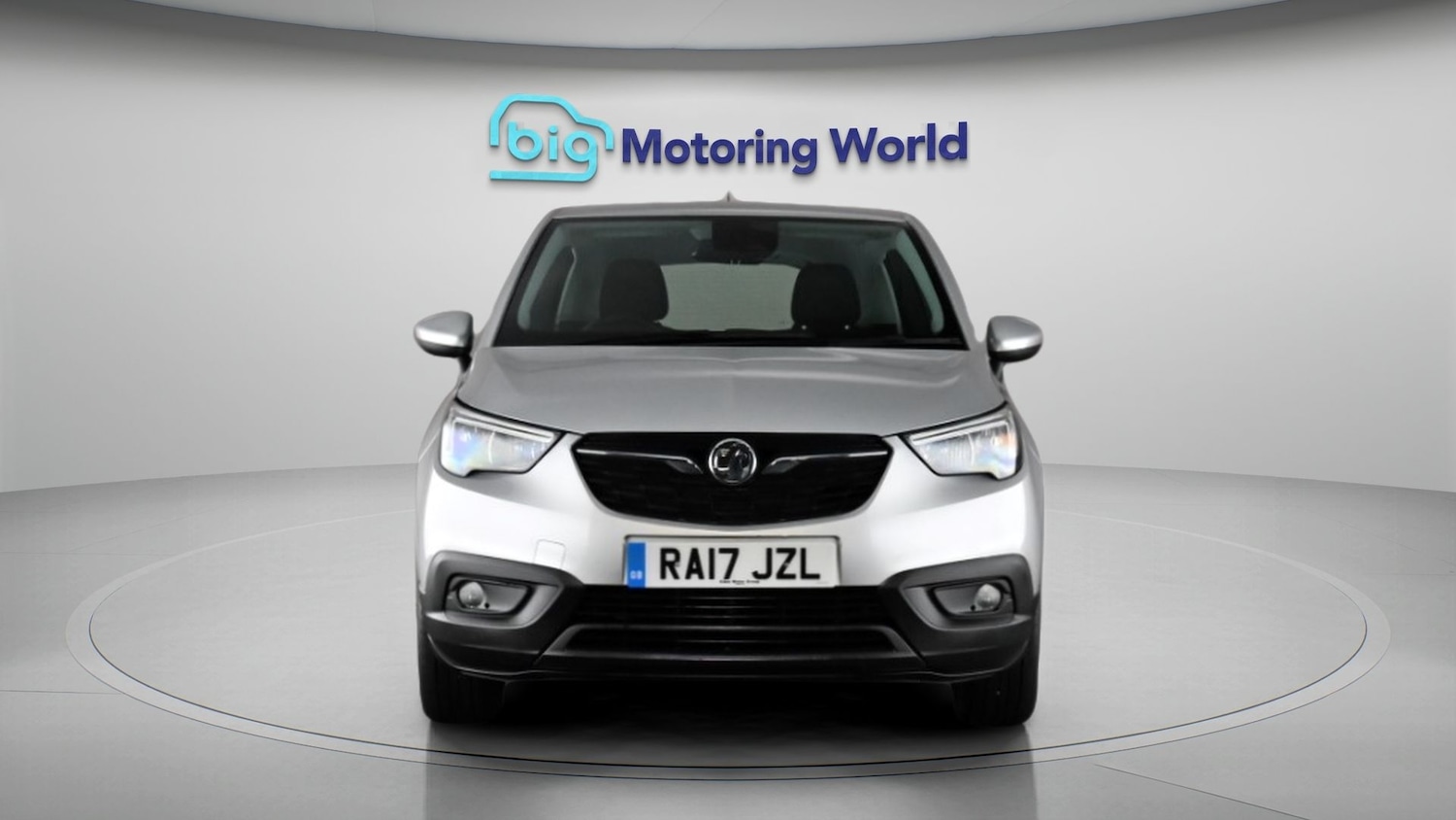 Used Vauxhall Crossland X 2017 for sale - 77932477: Photo 2