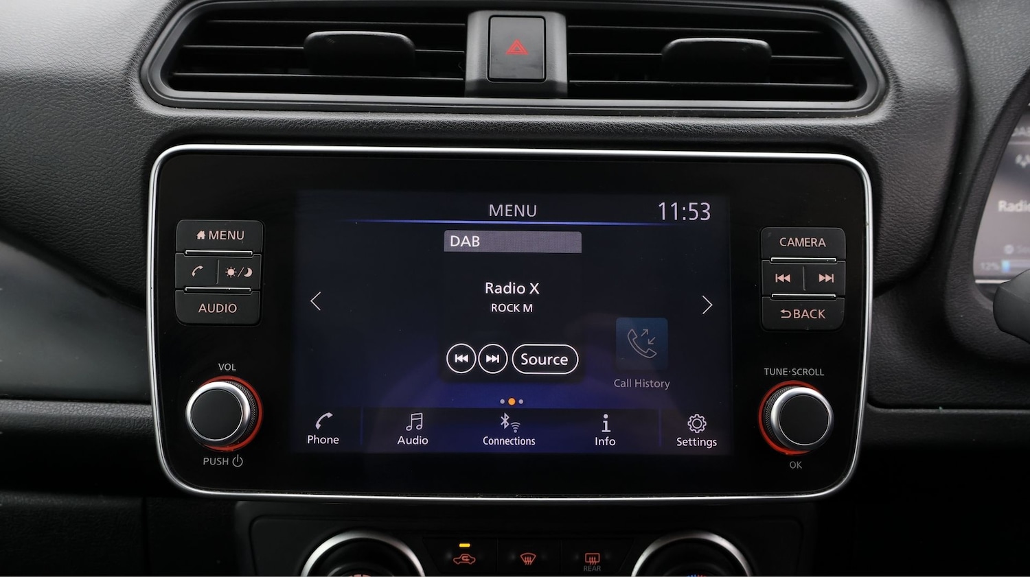 Used Nissan Leaf 2022 for sale - 77371052: Photo 11