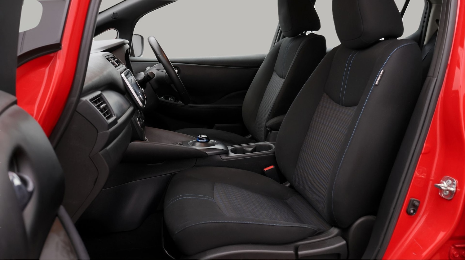 Used Nissan Leaf 2022 for sale - 77371052: Photo 14