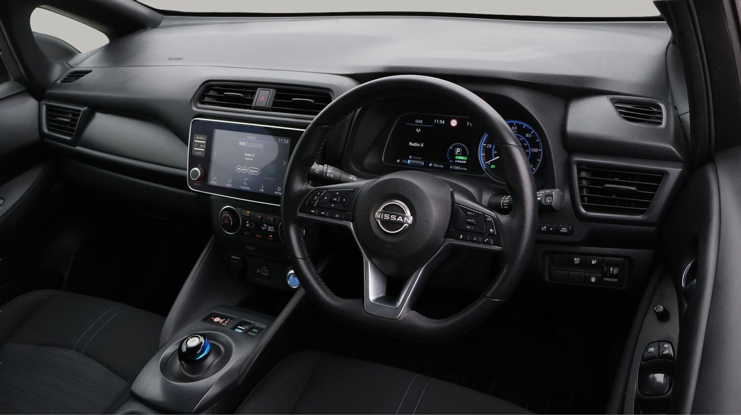 Used Nissan Leaf 2022 for sale - 77371052: Photo 9