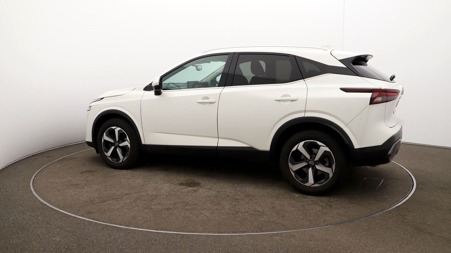 Used Nissan Qashqai for sale - 76815325: Photo 40