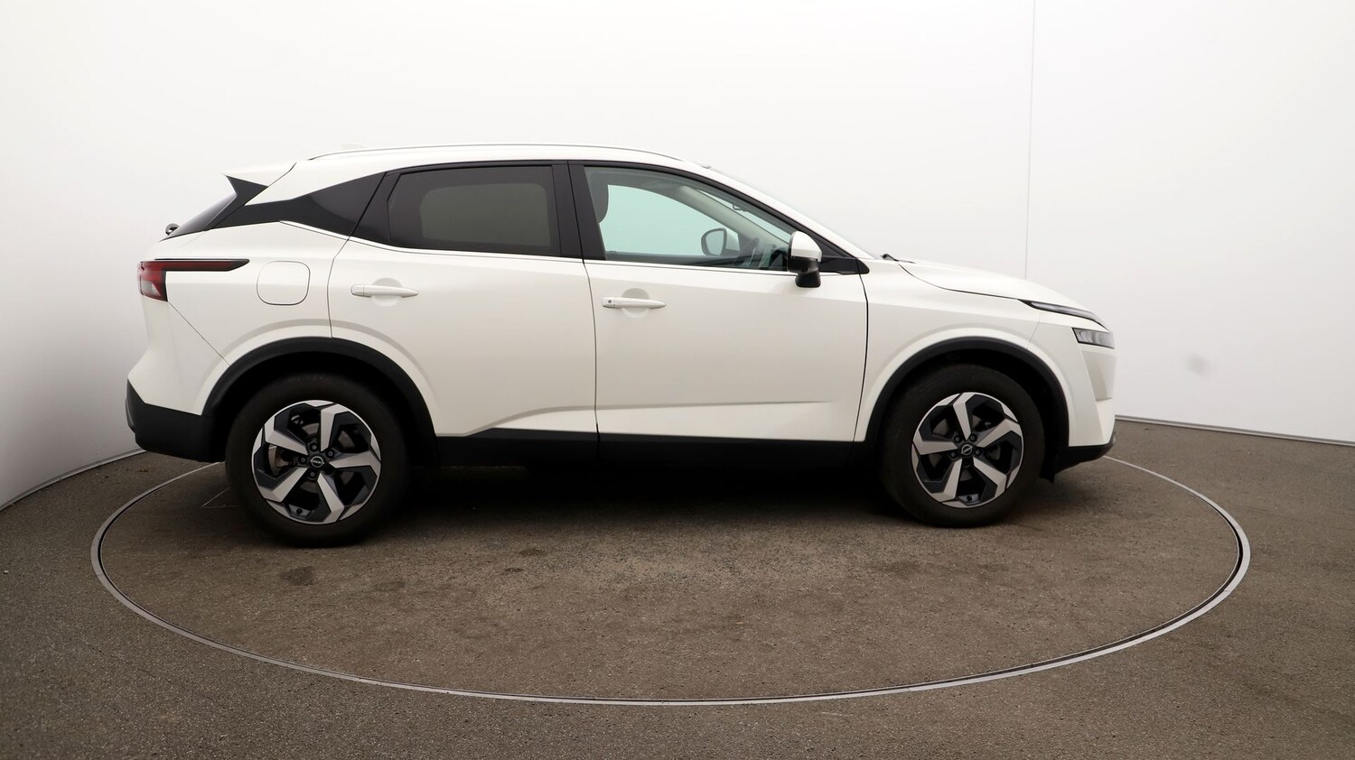 Used Nissan Qashqai for sale - 76815325: Photo 43