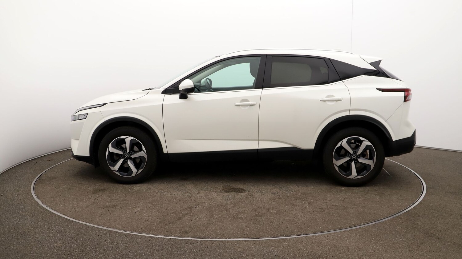 Used Nissan Qashqai for sale - 76815325: Photo 57