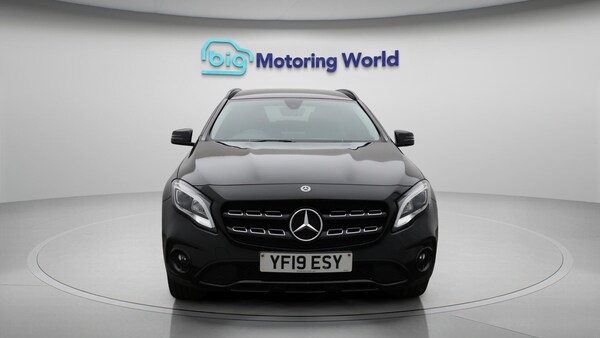 Used Mercedes-Benz GLA 2019 for sale - 76166423: Photo 3