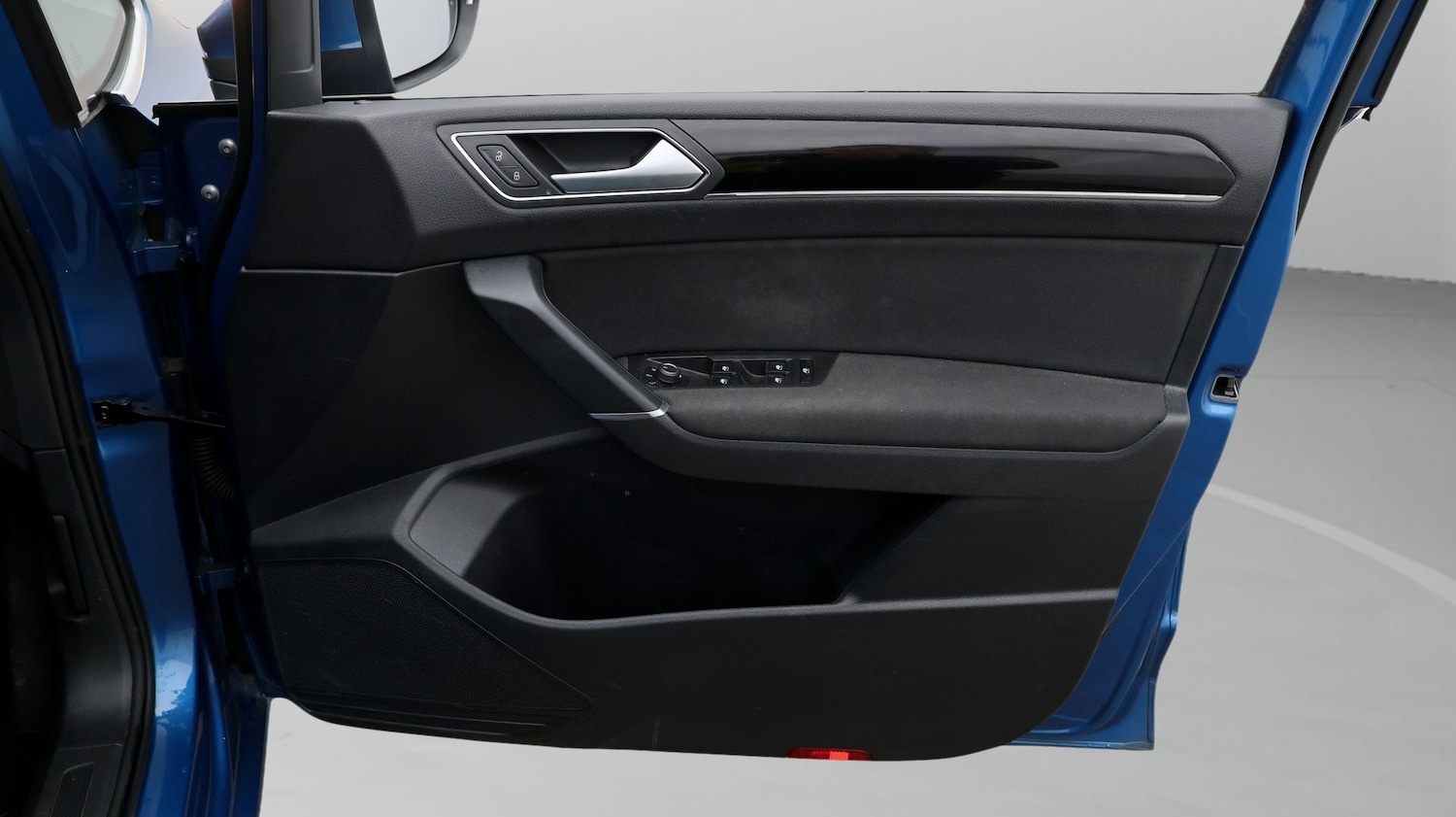 Used Volkswagen Touran 2022 for sale - 77607022: Photo 15