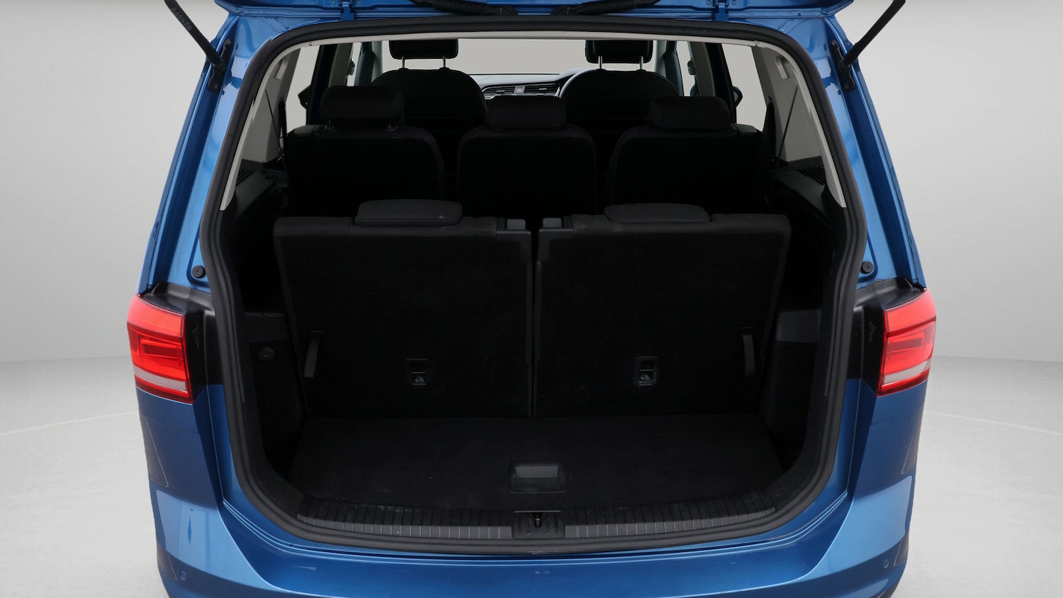 Used Volkswagen Touran 2022 for sale - 77607022: Photo 21