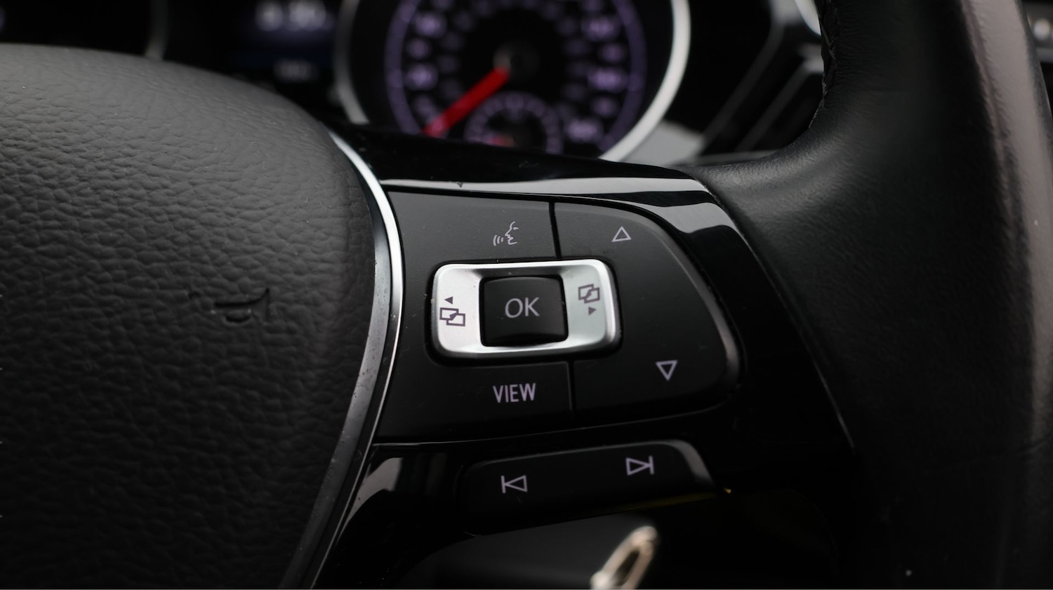 Used Volkswagen Touran 2022 for sale - 77607022: Photo 24