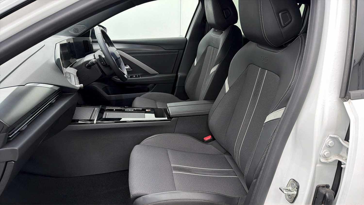 Used Vauxhall Astra 2023 for sale - 78079324: Photo 13