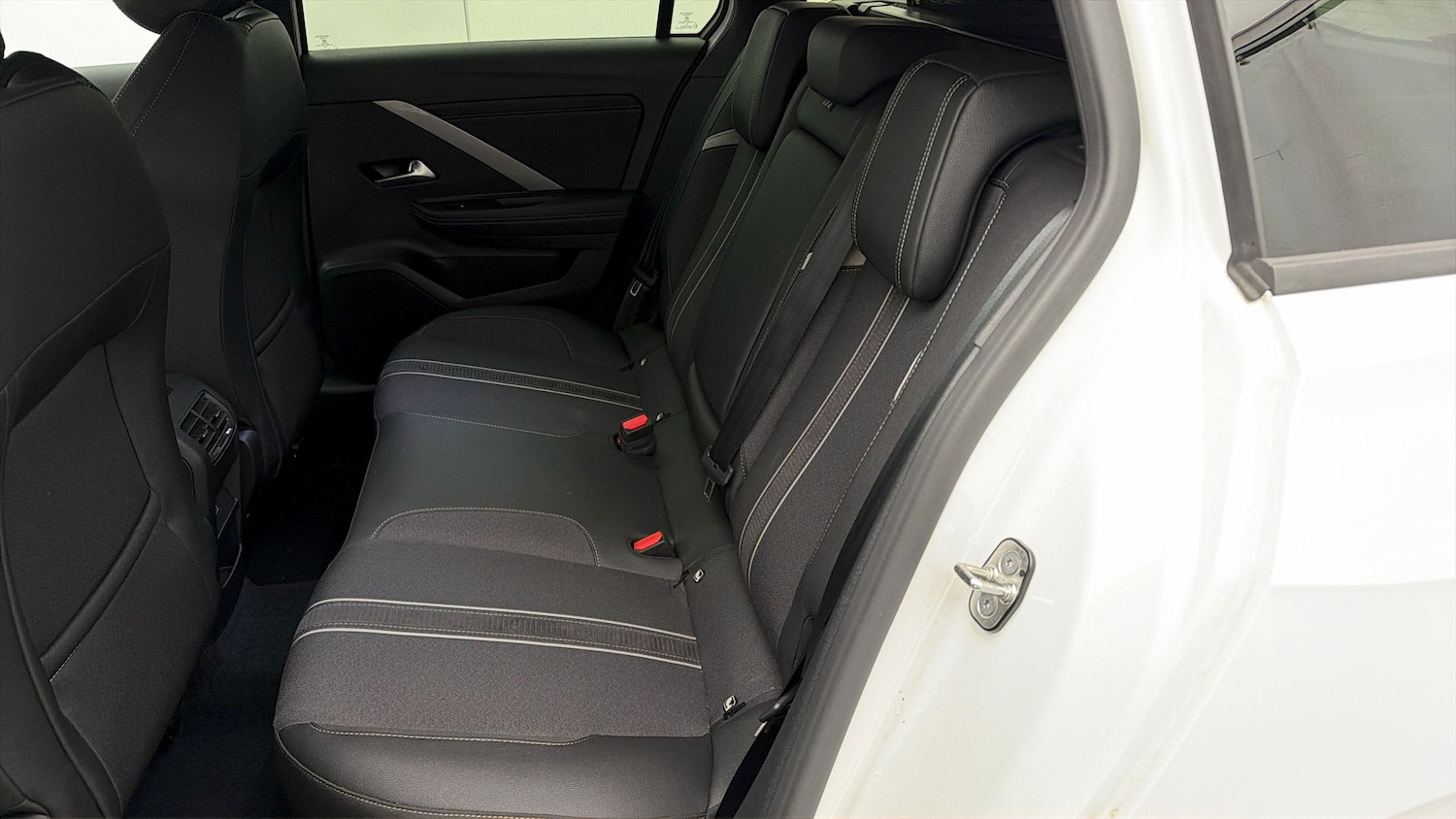 Used Vauxhall Astra 2023 for sale - 78079324: Photo 15