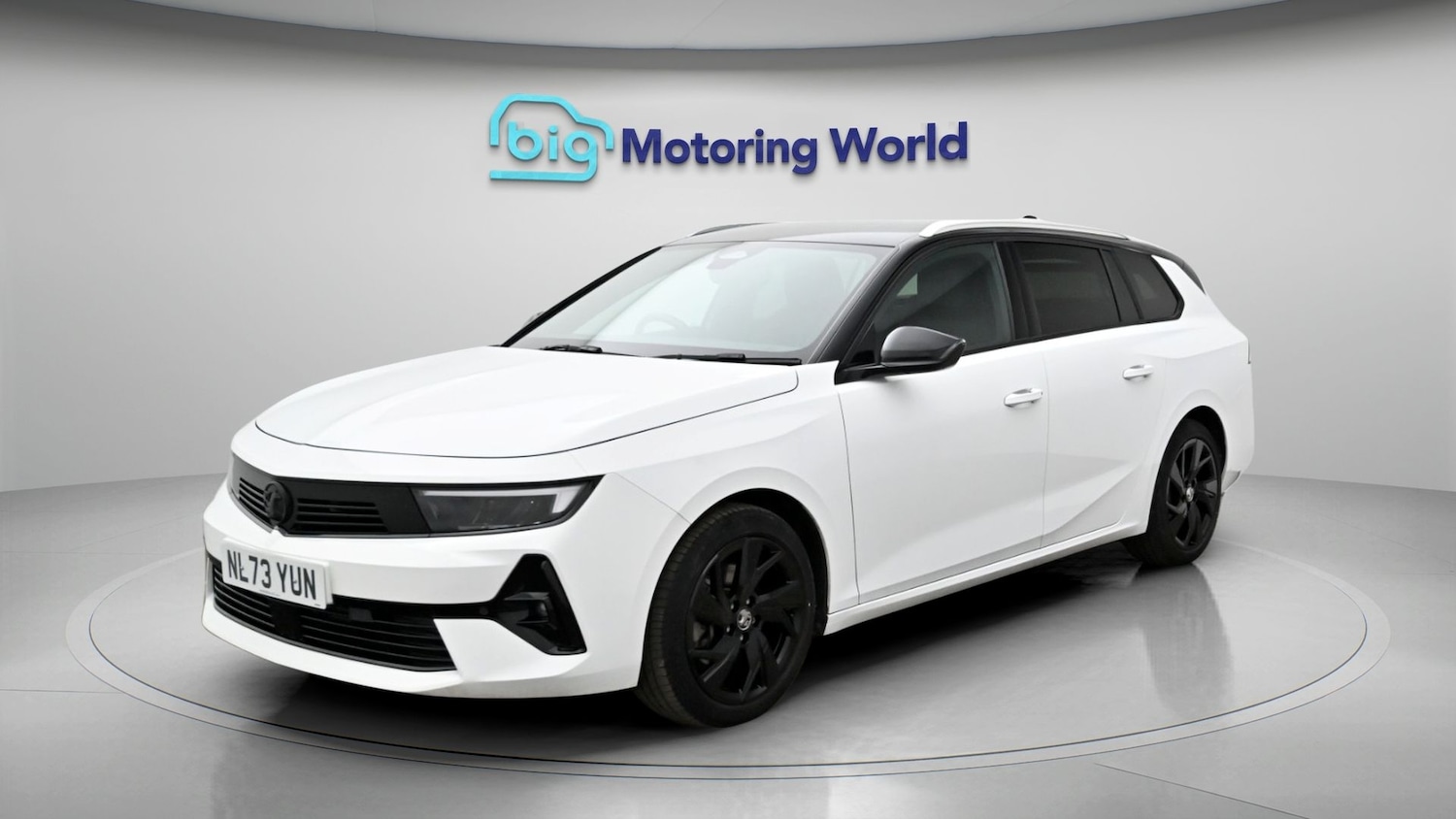 Used Vauxhall Astra 2023 for sale - 78079324: Photo 3