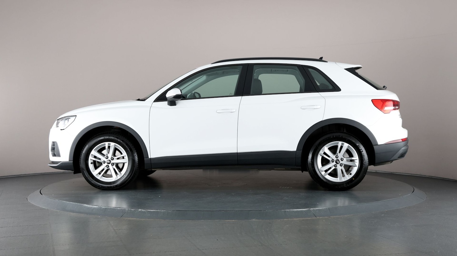 Used Audi Q3 for sale - 76815261: Photo 31