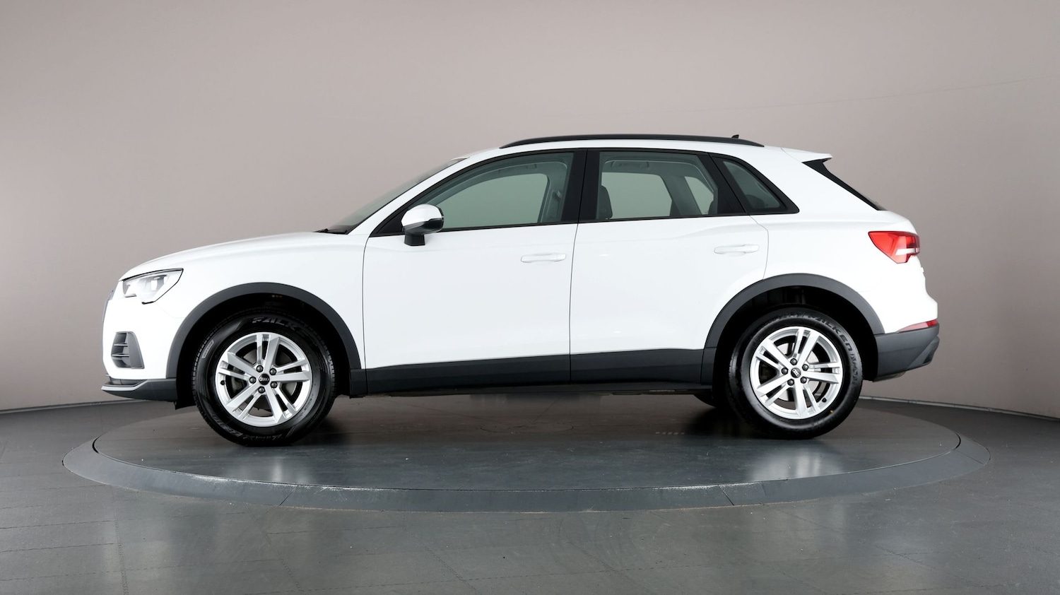Used Audi Q3 for sale - 76815261: Photo 32