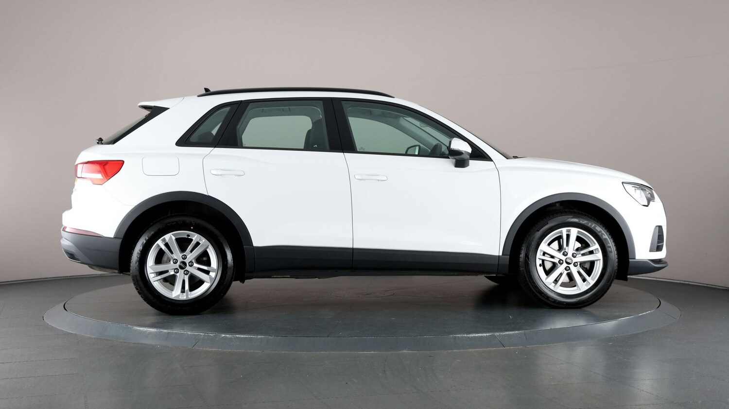Used Audi Q3 for sale - 76815261: Photo 56