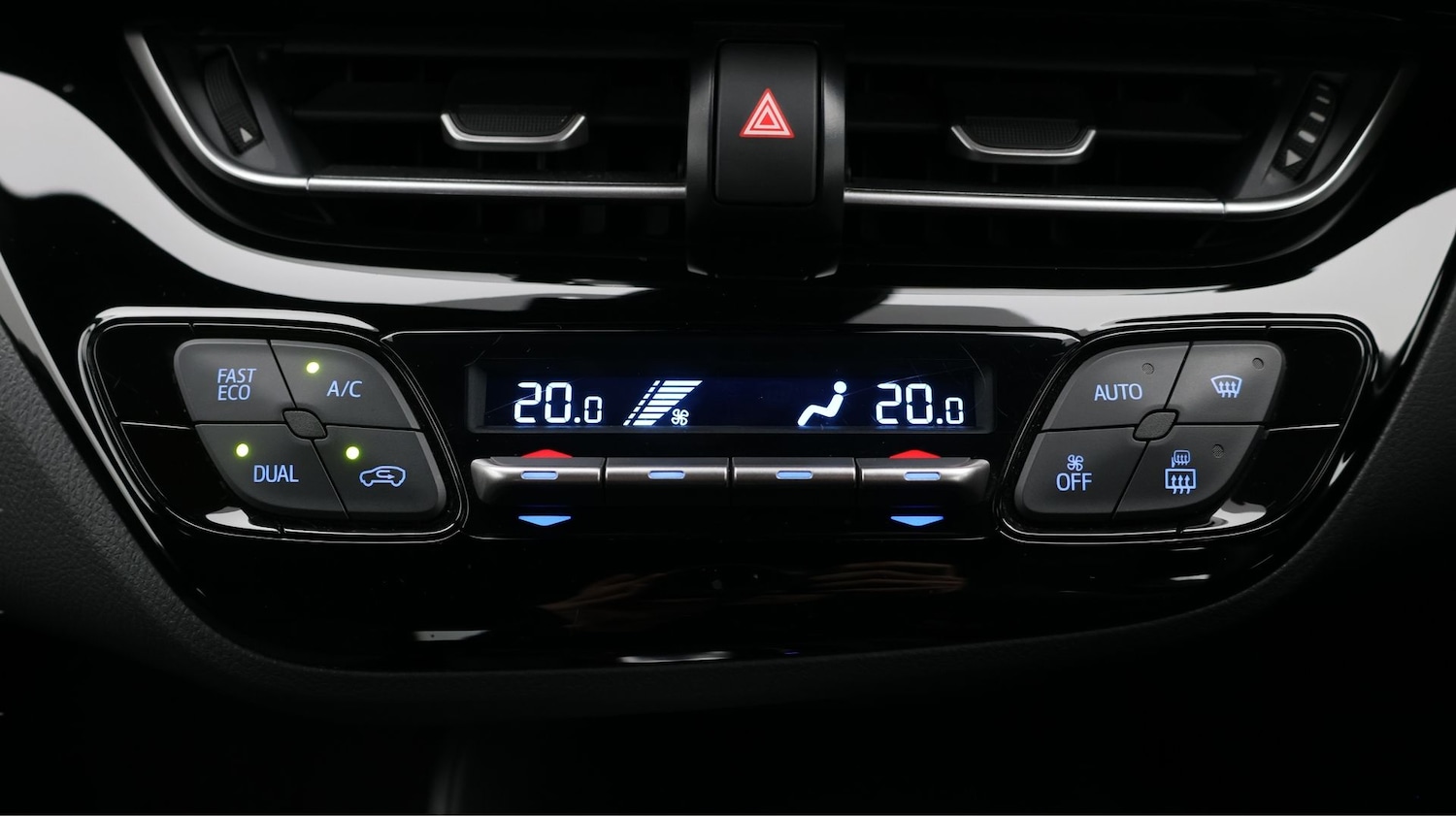 Used Toyota C-HR 2022 for sale - 77233663: Photo 12