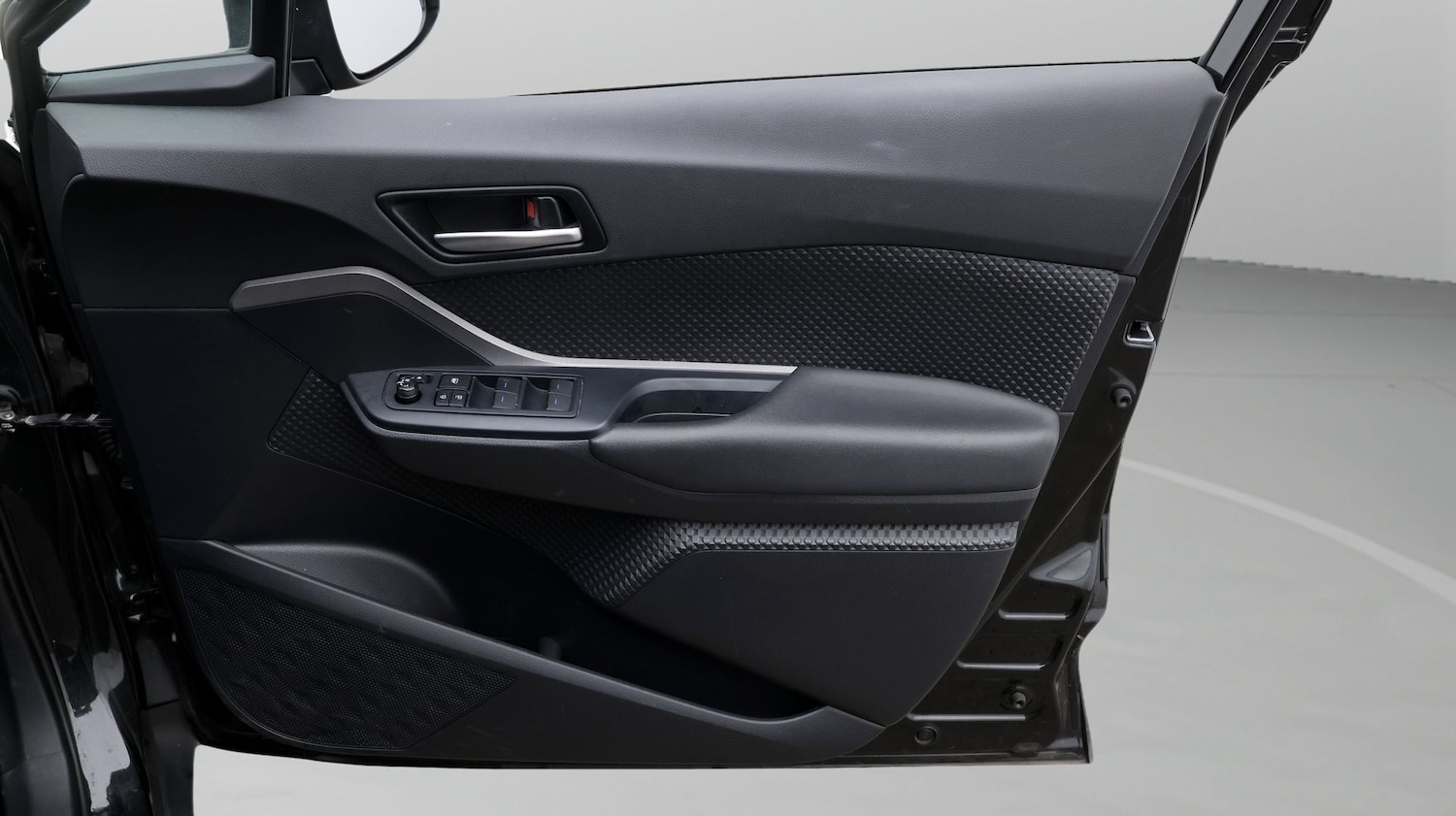 Used Toyota C-HR 2022 for sale - 77233663: Photo 15