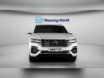 Used Volkswagen Touareg 2019 for sale - 78368674: Photo