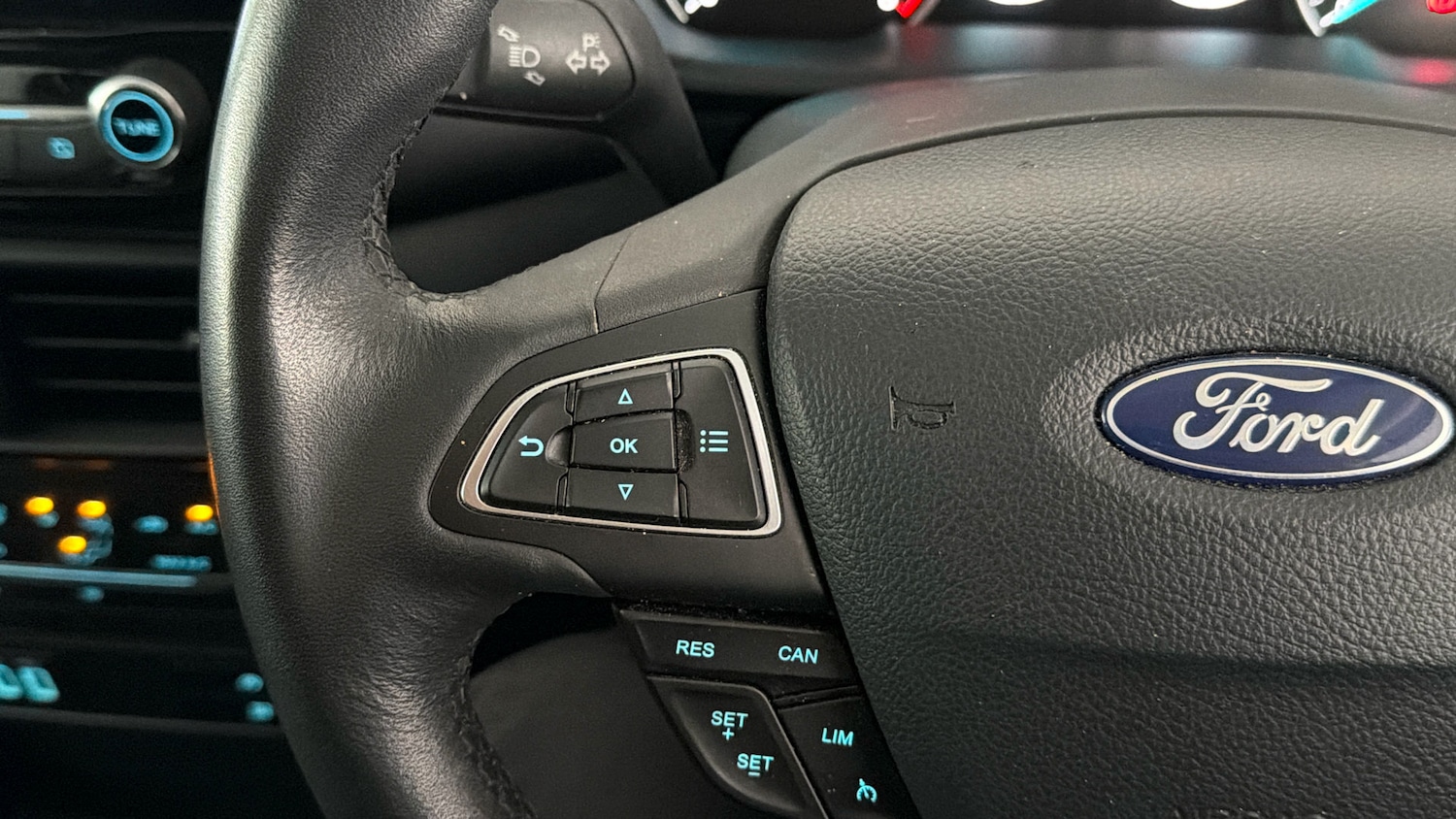 Used Ford Ecosport 2019 for sale - 77932846: Photo 23