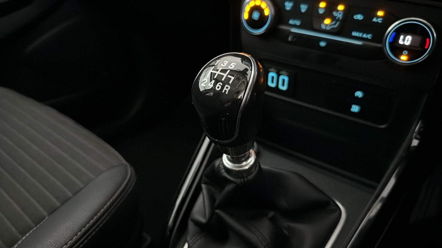 Used Ford Ecosport 2019 for sale - 77932846: Photo 25