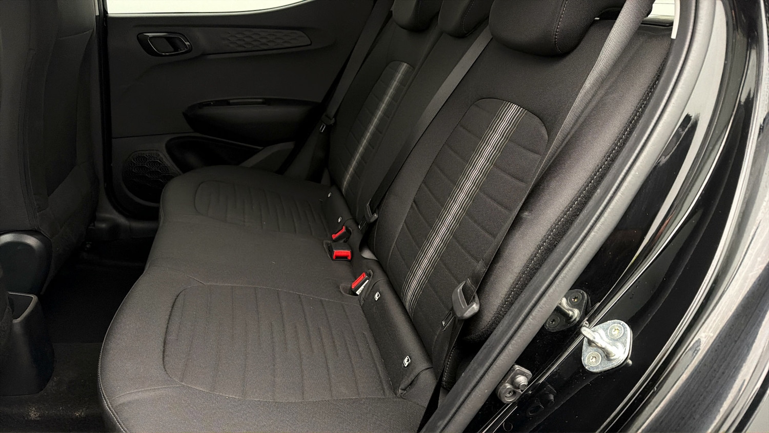 Used Hyundai i10 2023 for sale - 78018154: Photo 15