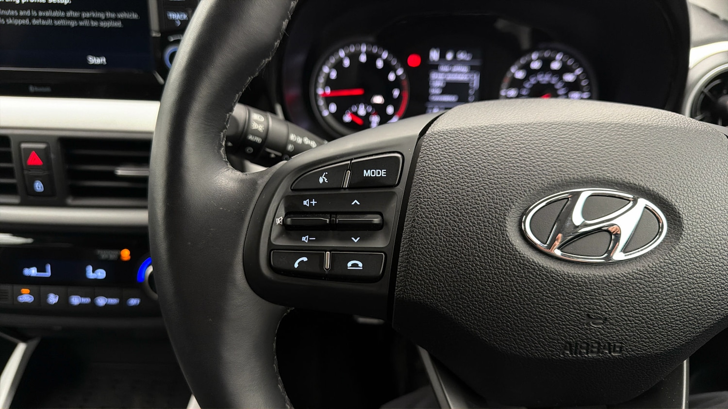 Used Hyundai i10 2023 for sale - 78018154: Photo 22