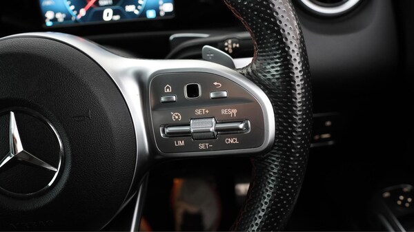 Used Mercedes-Benz GLB 2021 for sale - 76099435: Photo 24