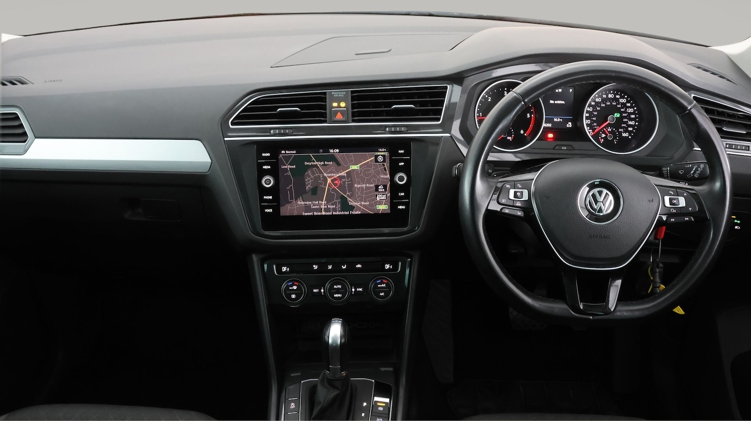 Used Volkswagen Tiguan 2018 for sale - 77595676: Photo 13