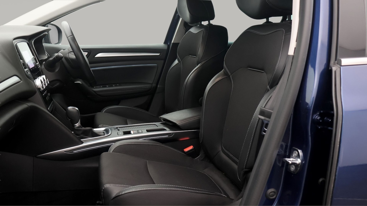 Used Renault Megane 2021 for sale - 77717296: Photo 14