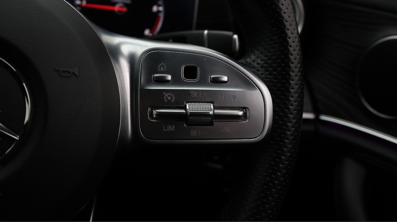 Used Mercedes-Benz E Class 2019 for sale - 76573735: Photo 25