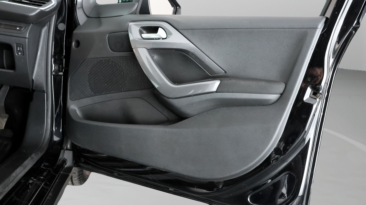 Used Peugeot 2008 2019 for sale - 77555973: Photo 14