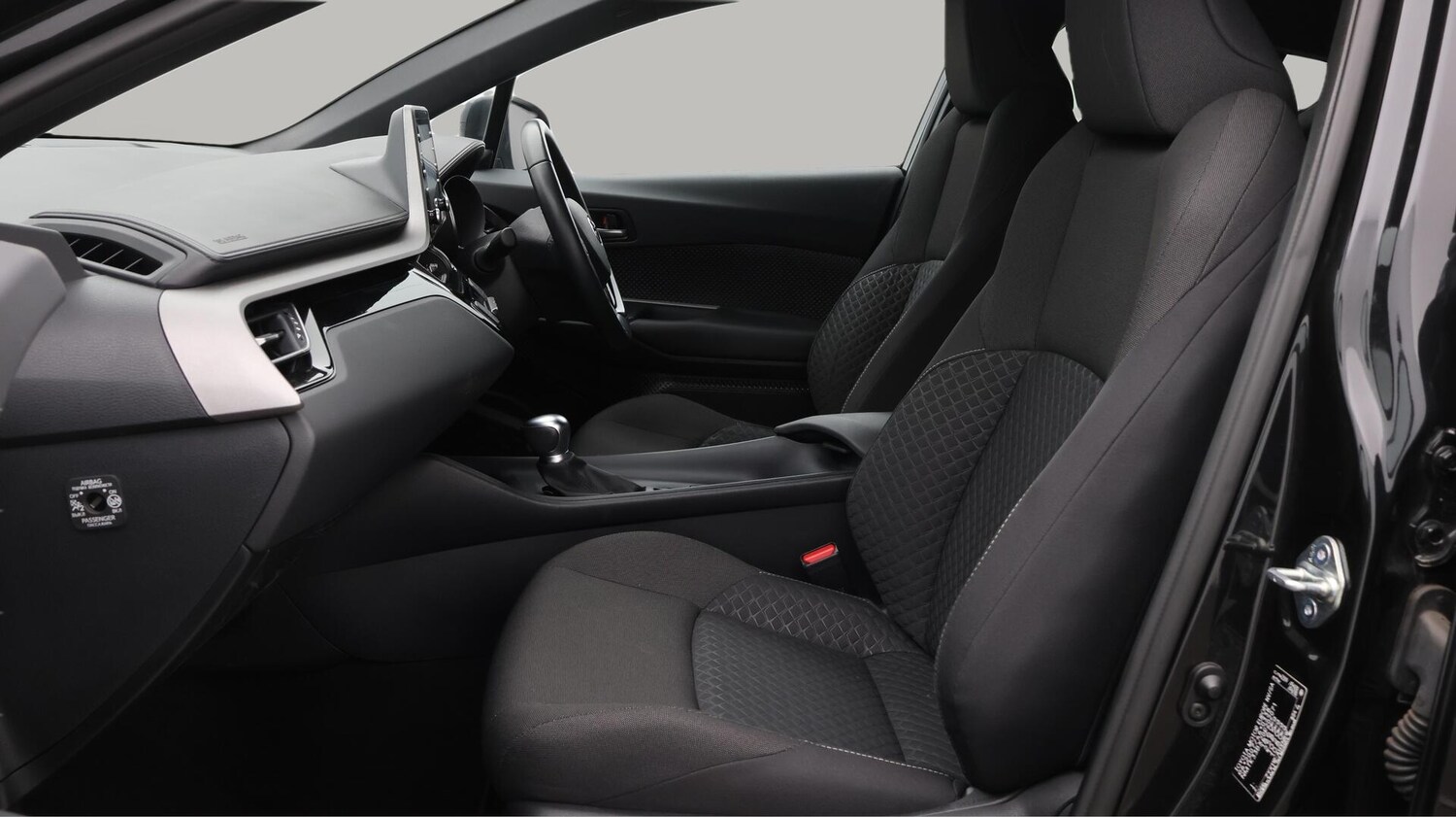 Used Toyota C-HR 2022 for sale - 76645883: Photo 14