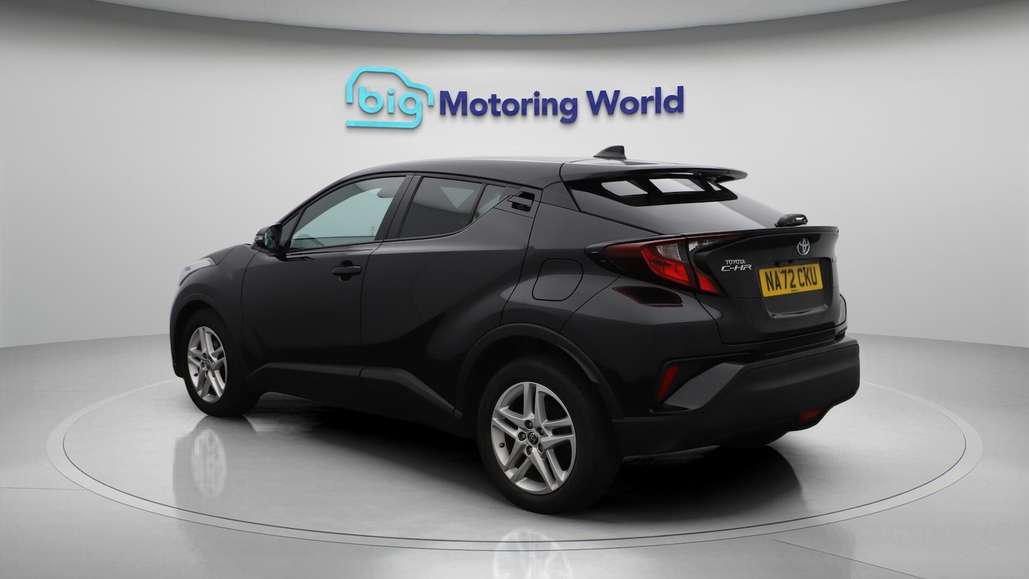 Used Toyota C-HR 2022 for sale - 76645883: Photo 5