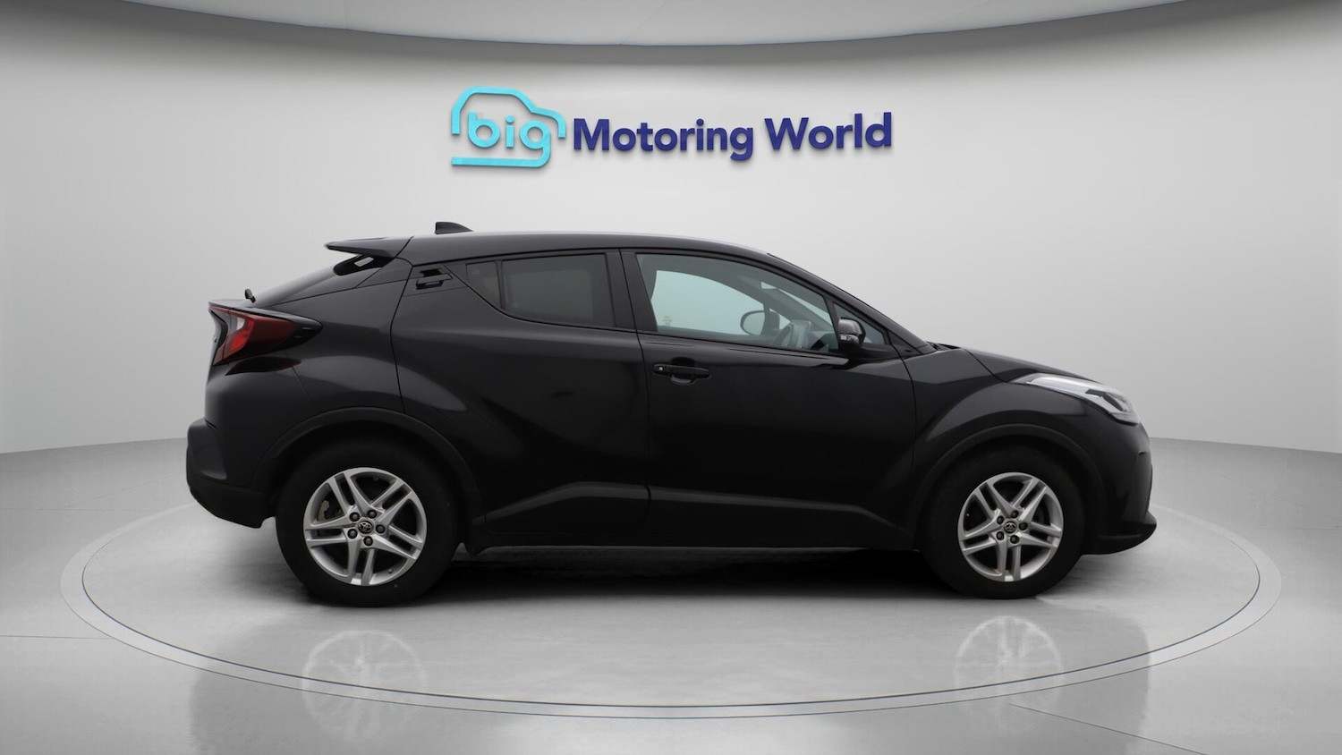Used Toyota C-HR 2022 for sale - 76645883: Photo 8