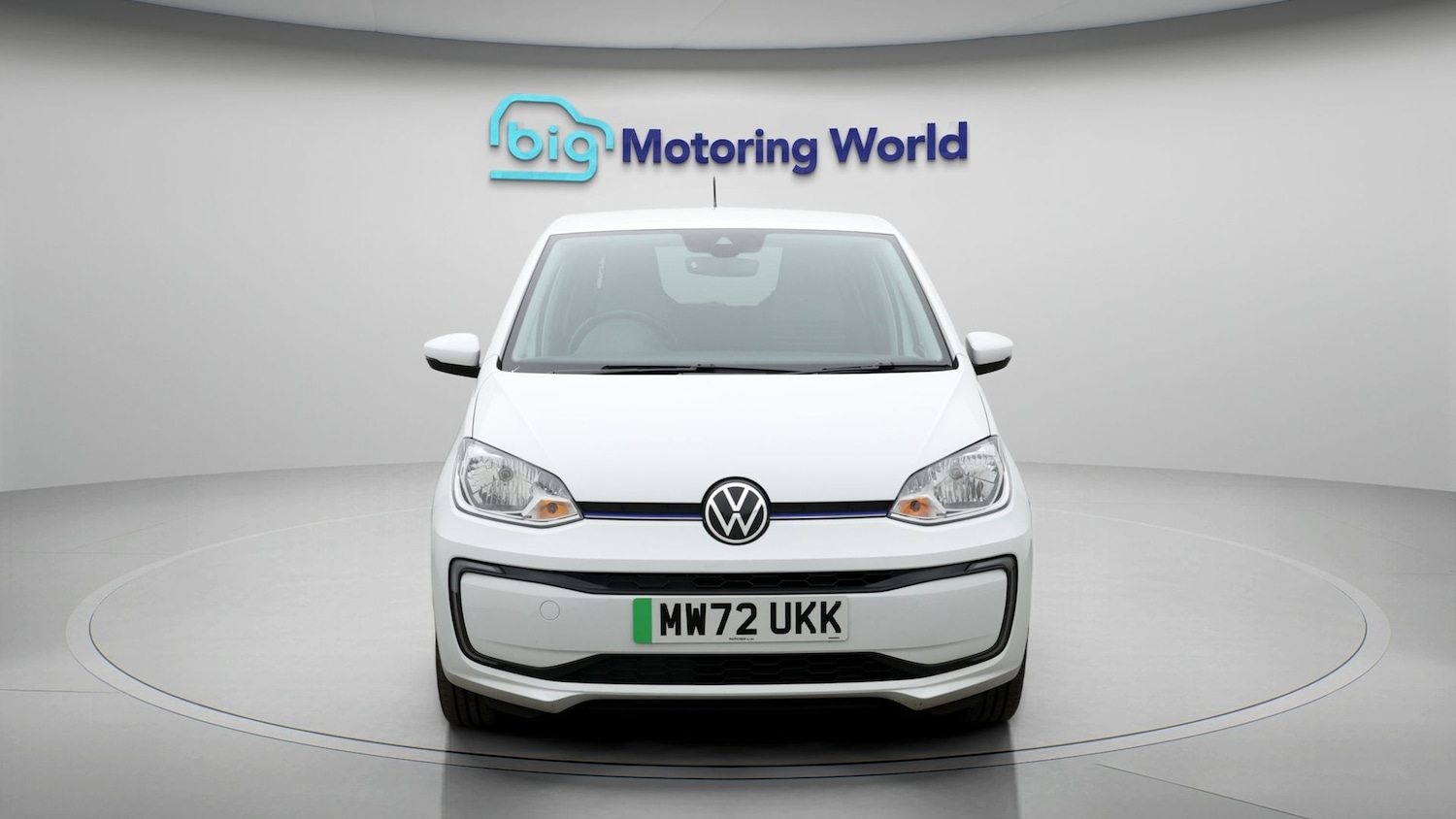 Used Volkswagen up! 2022 for sale - 77207056: Photo 2