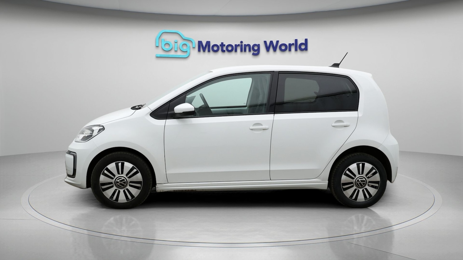 Used Volkswagen up! 2022 for sale - 77207056: Photo 4