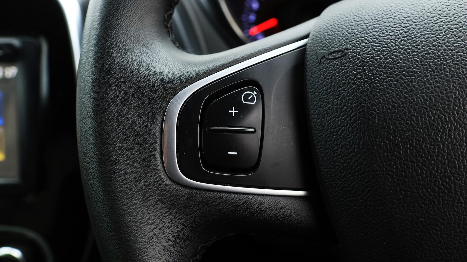 Used Renault Captur 2018 for sale - 76213840: Photo 23