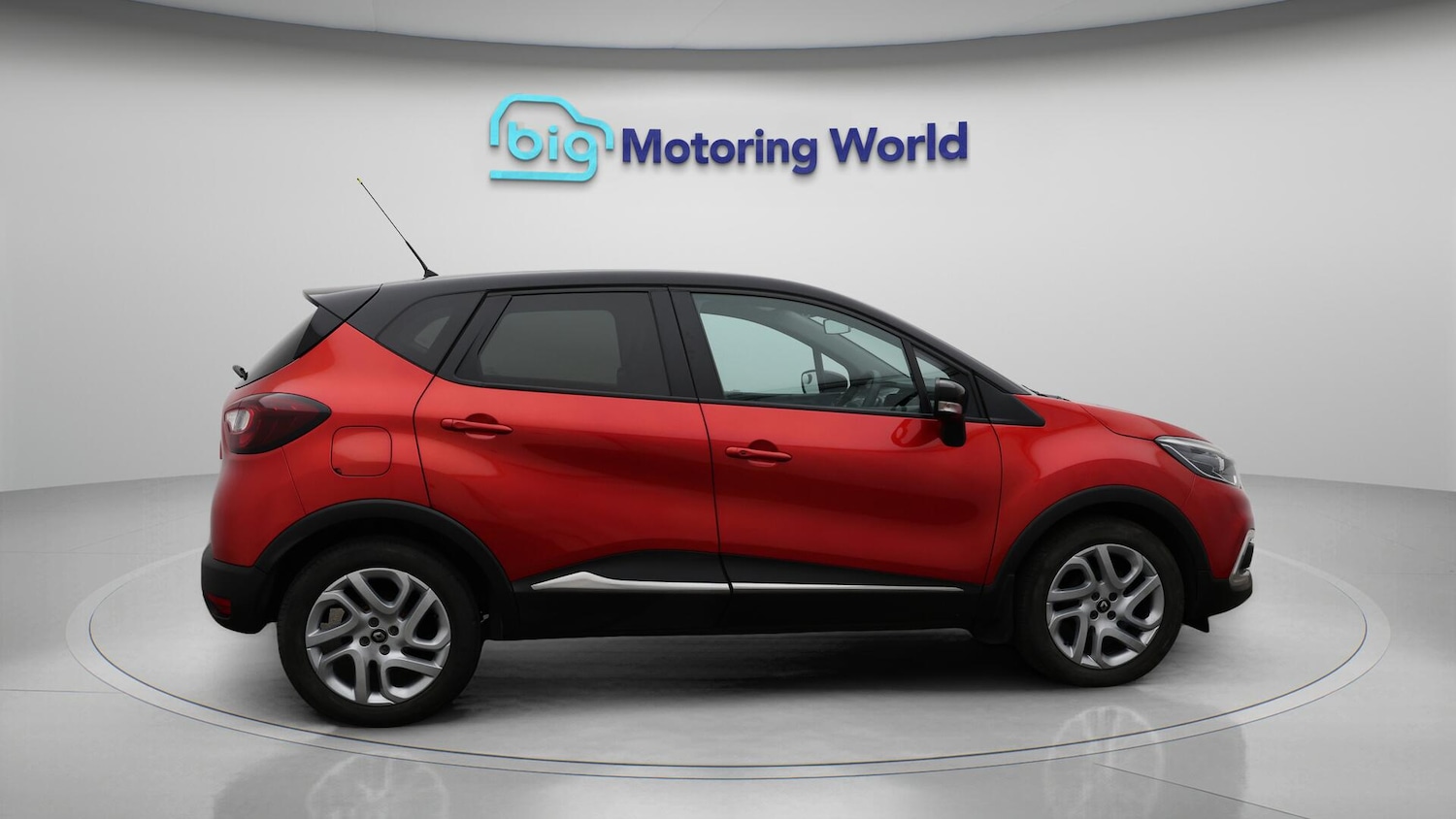 Used Renault Captur 2018 for sale - 76213840: Photo 9