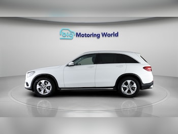 Used Mercedes-Benz GLC 2017 for sale - 77433883: Photo