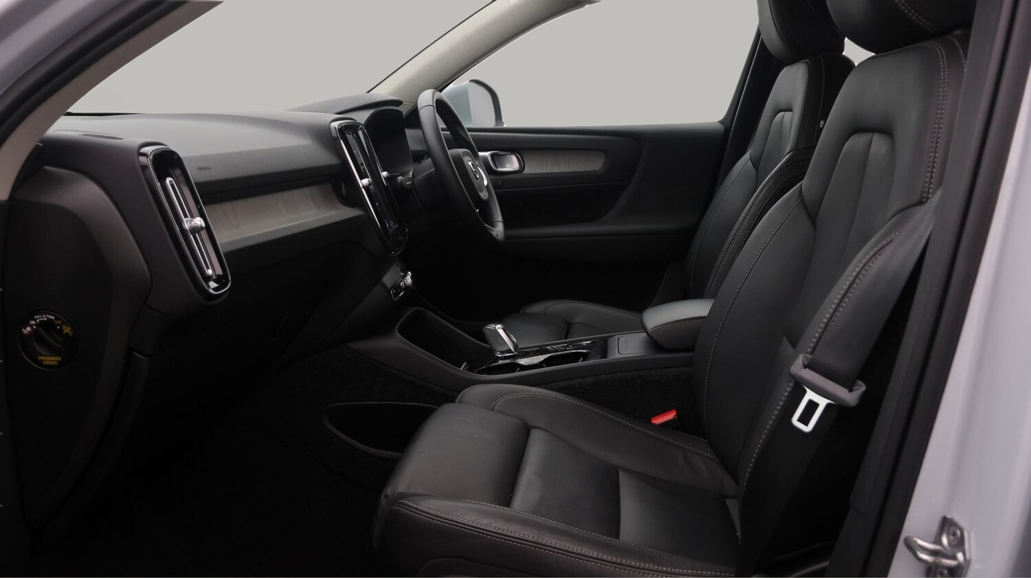 Used Volvo XC40 2021 for sale - 77474701: Photo 14