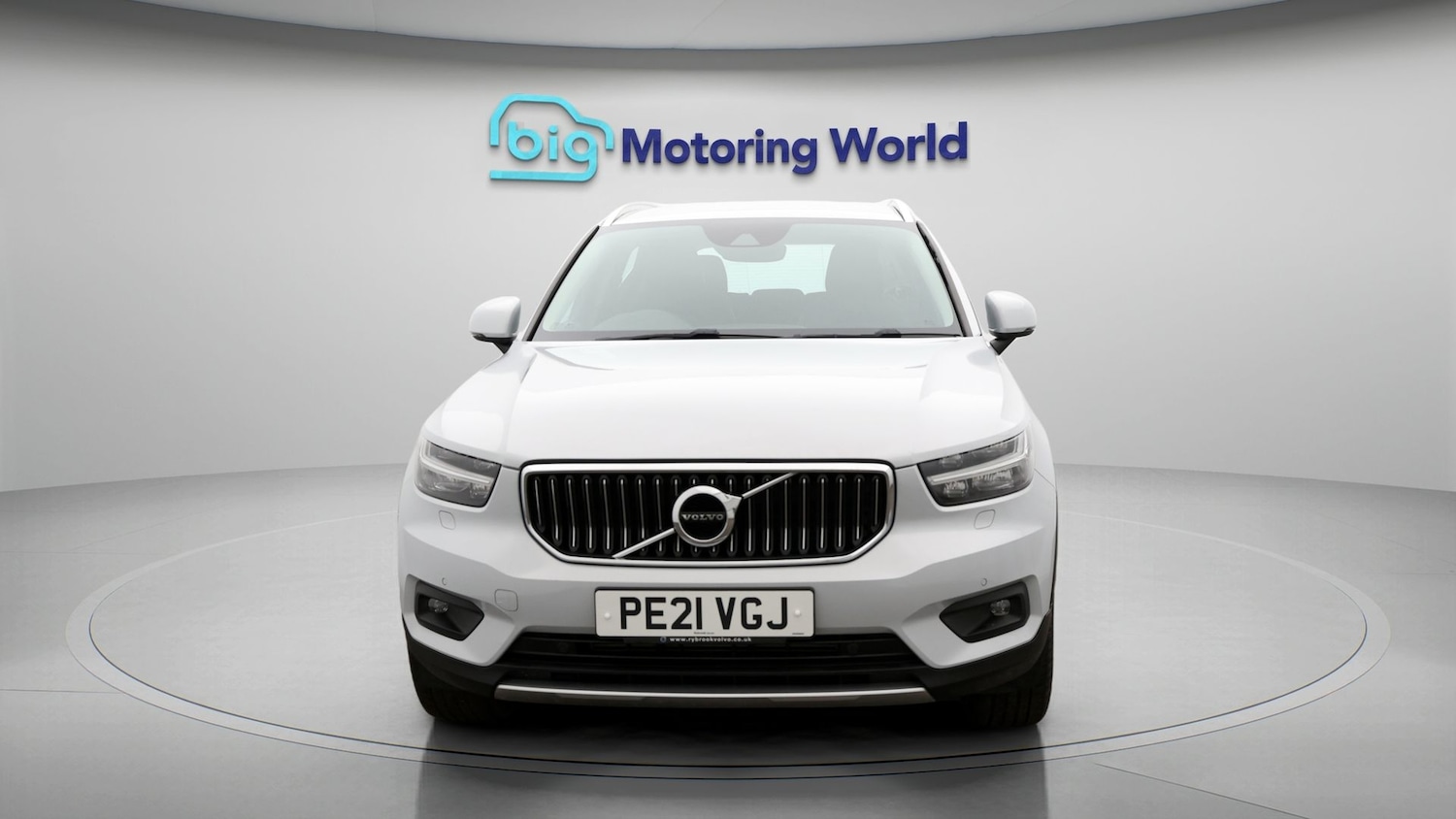 Used Volvo XC40 2021 for sale - 77474701: Photo 2